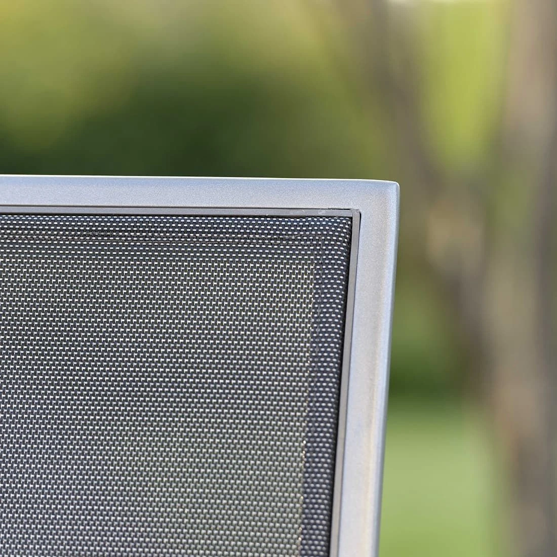 Stern Skelby Loungeset 6-tlg. Aluminium/Textilene Inkl. Kissen Graphit/Silbergrau/Schiefergrau 10 Stern Skelby Loungeset 6-tlg. Aluminium/Textilene Inkl. Kissen Graphit/Silbergrau/Schiefergrau – Bild 10