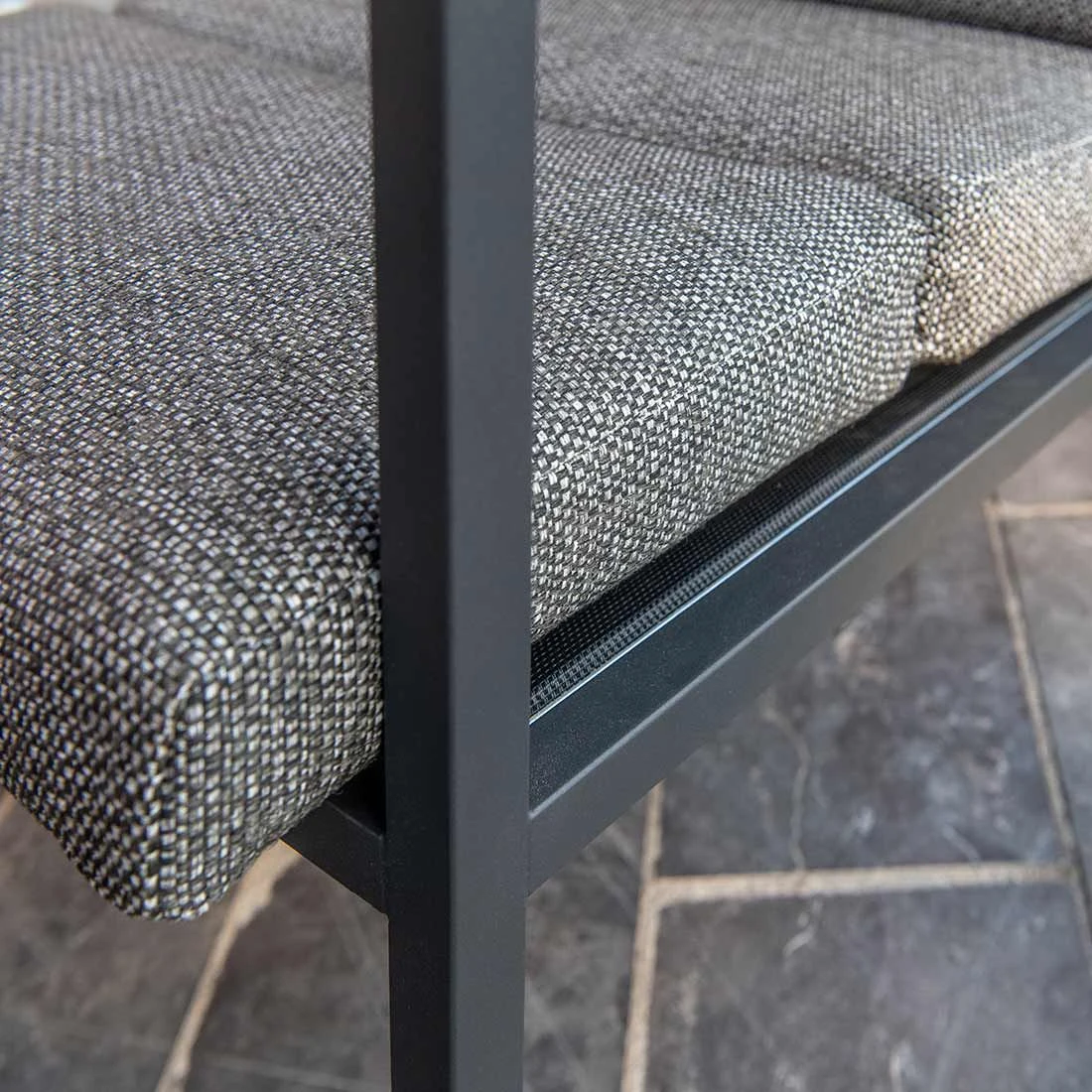 Trentino Loungeset 4-tlg. Edelstahl/Stoff Und Teak Armlehnen Grau Meliert 7 Trentino Loungeset 4-tlg. Edelstahl/Stoff Und Teak Armlehnen Grau Meliert – Bild 7