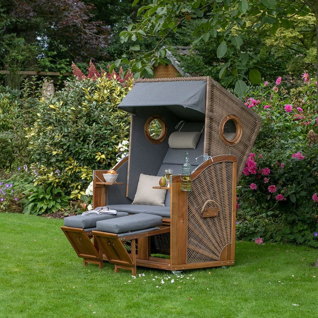 DeVries Trend 45 PE Strandkorb Akazie/Geflecht Des.751 Natur/Grau 2 DeVries Trend 45 PE Strandkorb Akazie/Geflecht Des.751 Natur/Grau – Bild 2