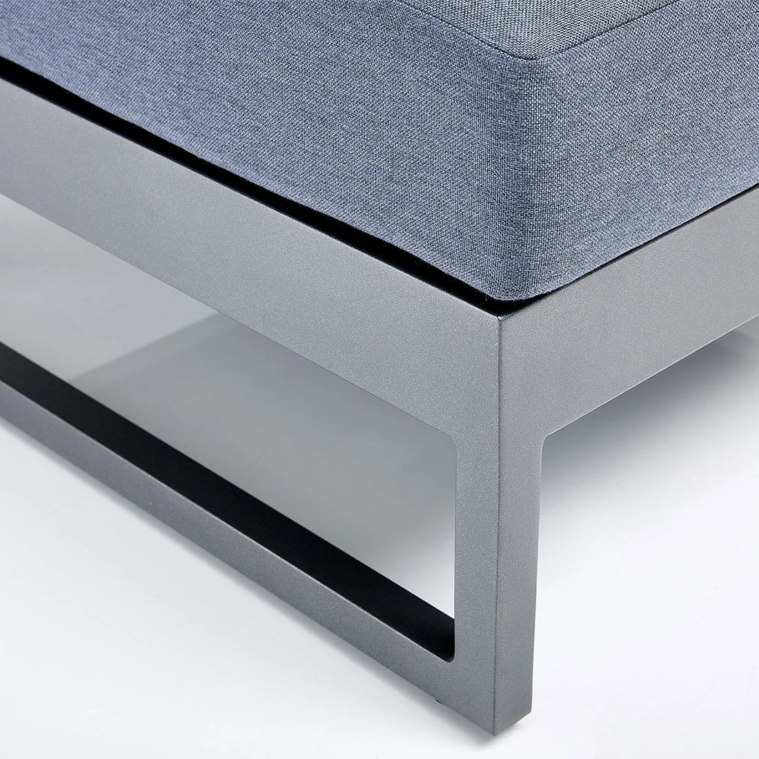 Kettler Ocean Skid Platform Mittelmodul Aluminium/Agora Anthrazit Matt/Brisa 7 Kettler Ocean Skid Platform Mittelmodul Aluminium/Agora Anthrazit Matt/Brisa – Bild 7