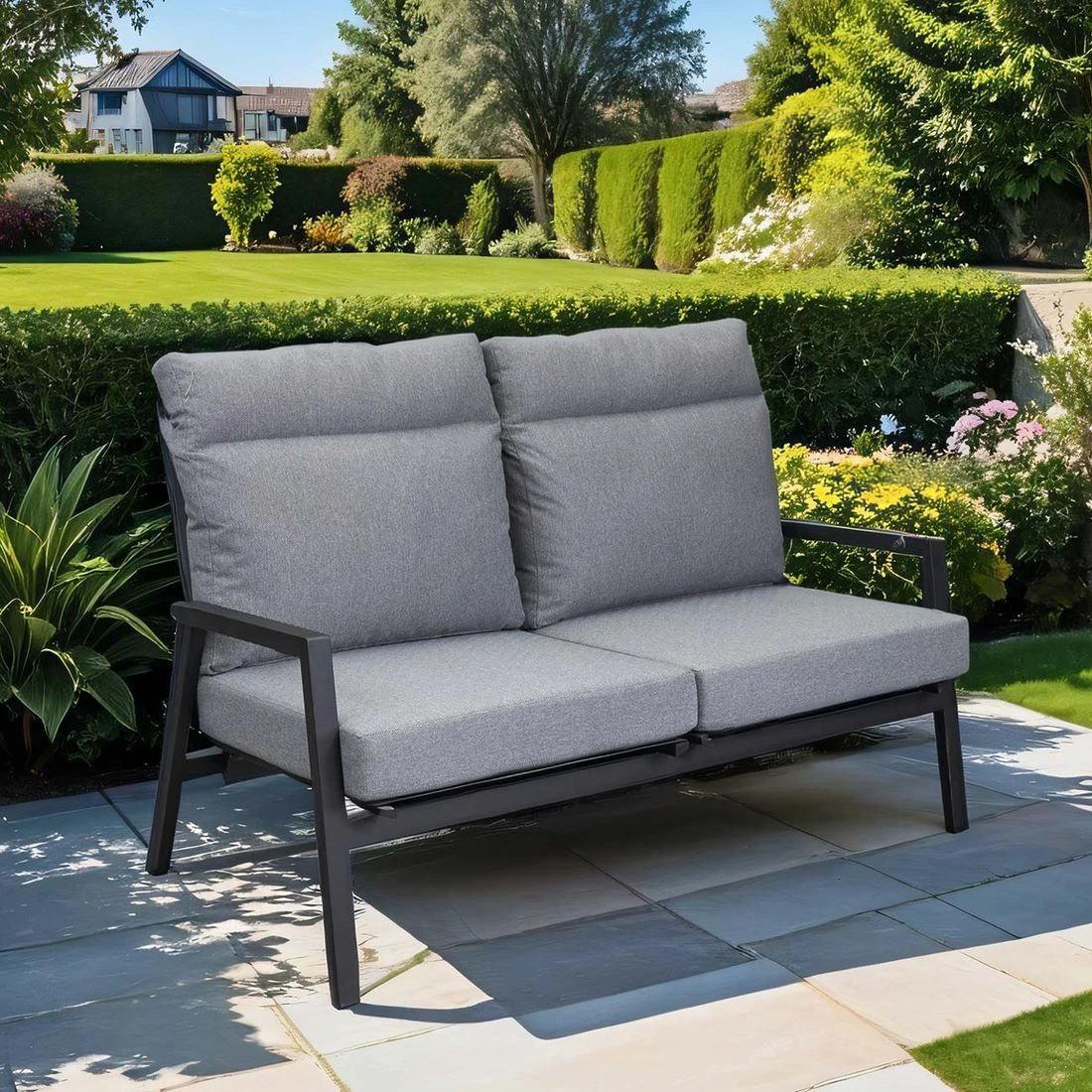LC Garden Sondrino Gartensofa Aluminium/Textilene Schwarz Matt/Silber 1 LC Garden Sondrino Gartensofa Aluminium/Textilene Schwarz Matt/Silber