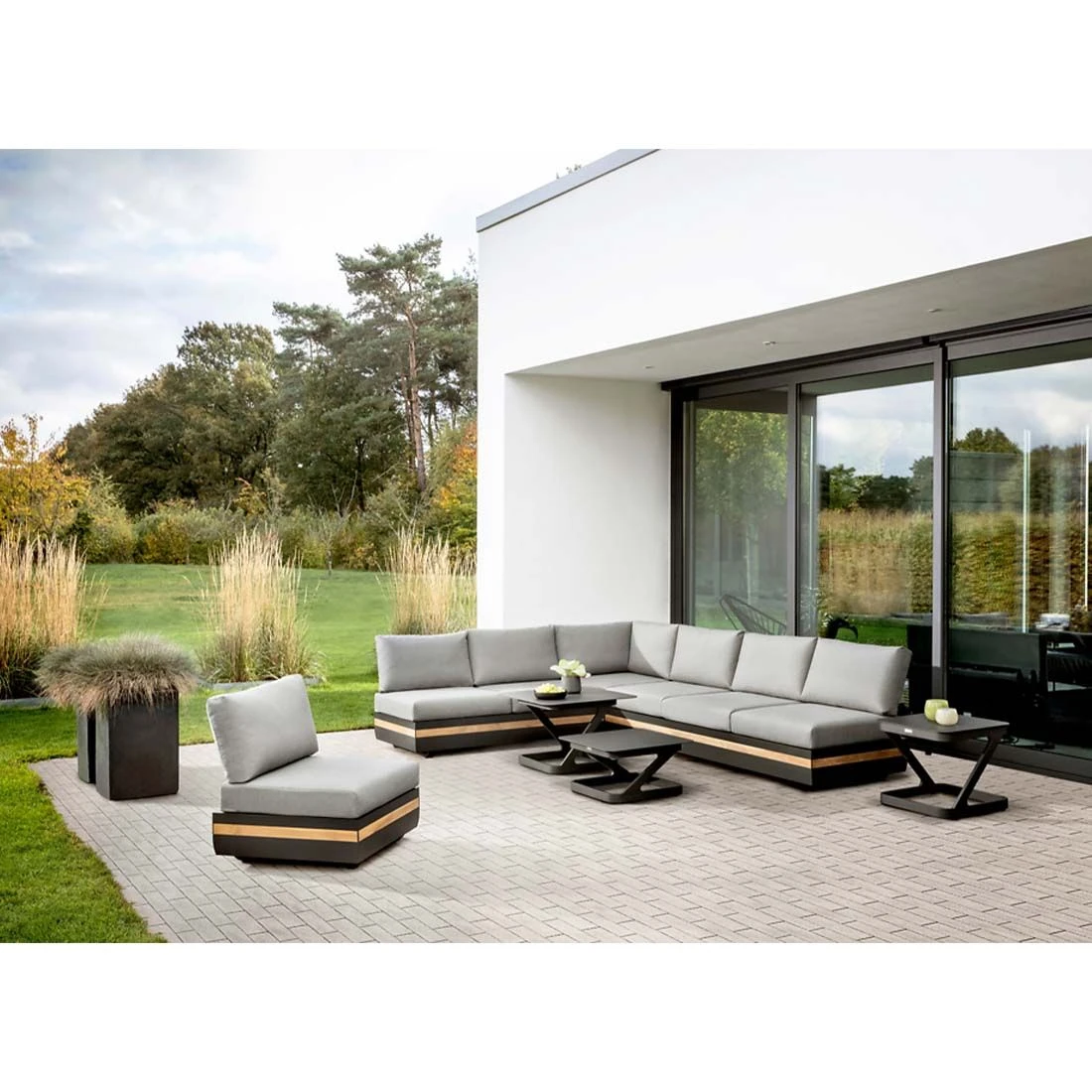 Niehoff Quattro Beistelltisch 60x60cm Aluminium Anthrazit 2 Niehoff Quattro Beistelltisch 60x60cm Aluminium Anthrazit – Bild 2