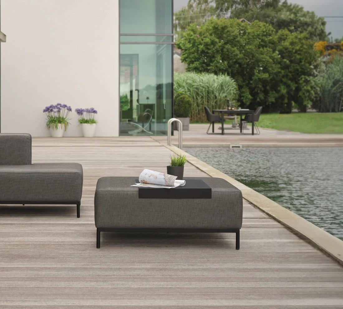 Stern Taavi Hocker Aluminium/Outdoorstoff Schwarz Matt/Seidenschwarz 1 Stern Taavi Hocker Aluminium/Outdoorstoff Schwarz Matt/Seidenschwarz